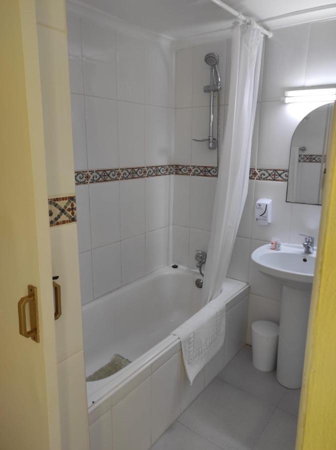 Skol 911A 1 Bedroom Duplex With Sea Views มาร์เบยา ภายนอก รูปภาพ
